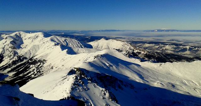 Widok ze Świnicy na Tatry Zachodnie